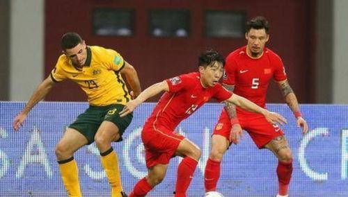 国足中场爆料最新消息新闻,最新爆料揭示球队内部动态 第1张 国足中场爆料最新消息新闻,最新爆料揭示球队内部动态 第1张